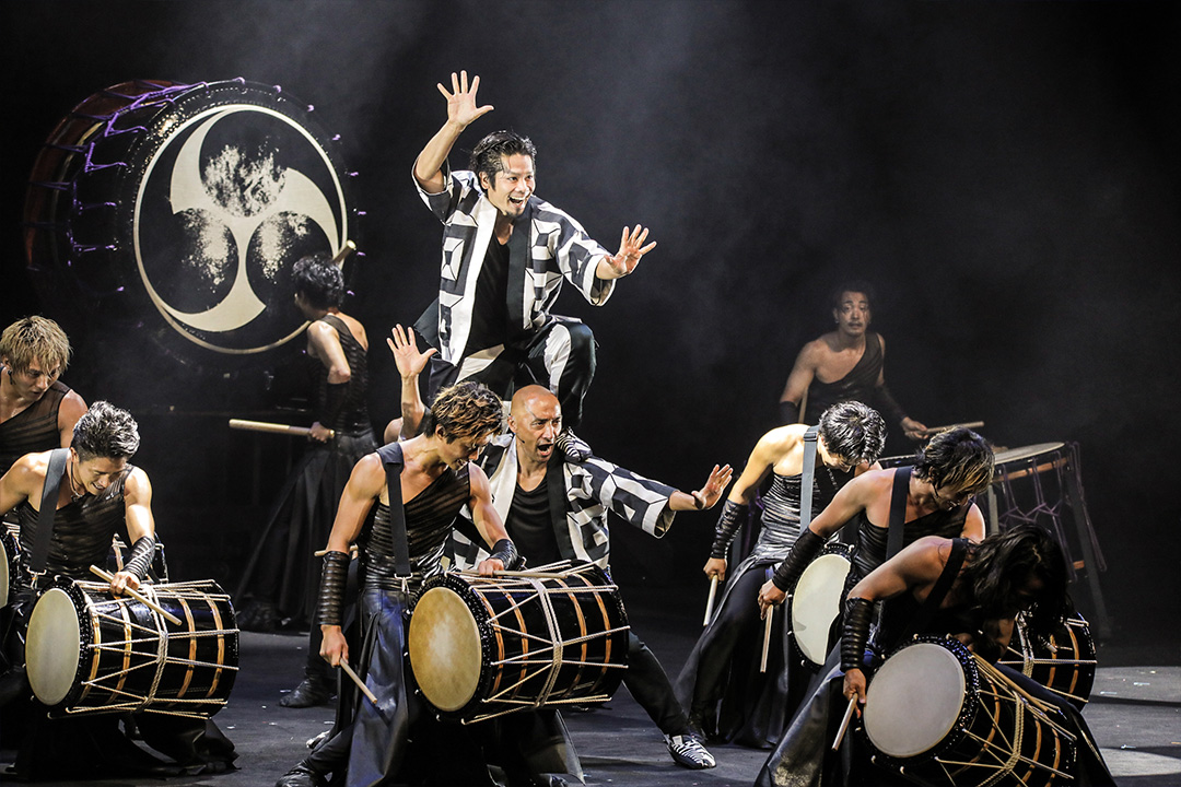 【サイン入り缶バッチ付】DRUM TAO THE SAMURAI DRUMMER その他 DVD/ブルーレイ 本・音楽・ゲーム 特選特価品